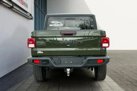 More photos of 2022 Jeep Gladiator Sport S Pickup 4D 5 ft at Drive N-Motion Thornton, CO