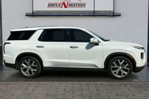 Another view of 2021 Hyundai Palisade SEL Sport Utility 4D for sale in Thornton, CO at Drive N-Motion Thornton