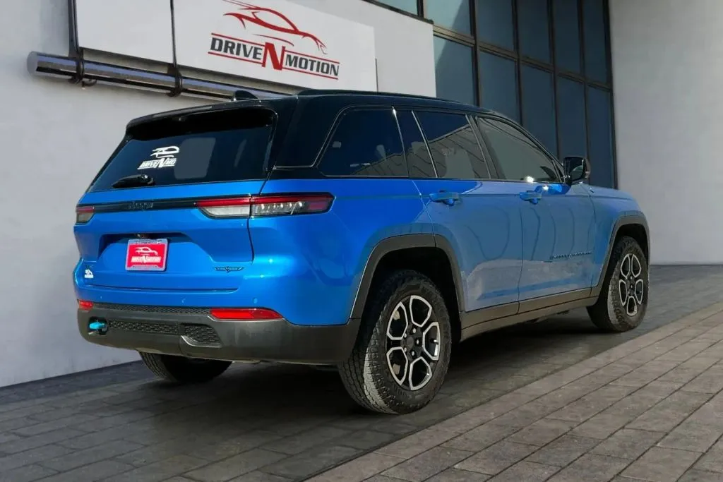 More photos of 2023 Jeep Grand Cherokee 4xe Trailhawk Sport Utility 4D at Drive N-Motion Thornton, CO