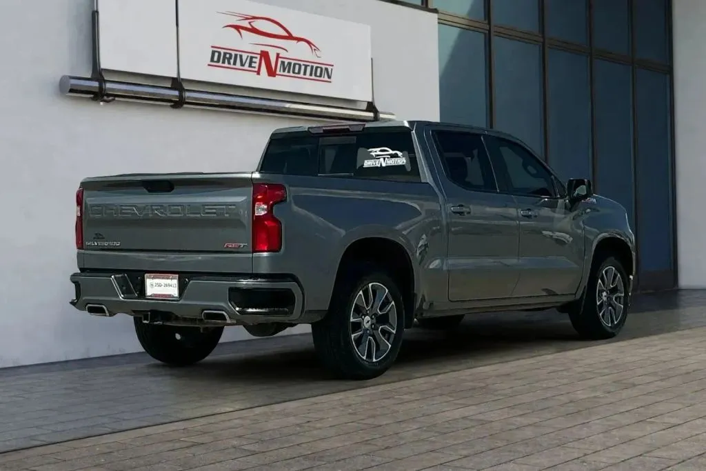 More photos of 2021 Chevrolet Silverado 1500 Crew Cab RST Pickup 4D 5 3/4 ft at Drive N-Motion Thornton, CO