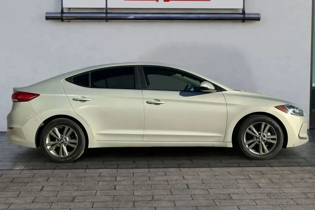 Another view of 2017 Hyundai Elantra SE Sedan 4D for sale in Thornton, CO at Drive N-Motion Thornton