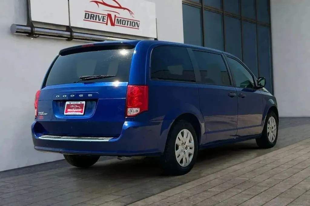More photos of 2019 Dodge Grand Caravan Passenger SE Minivan 4D at Drive N-Motion Thornton, CO