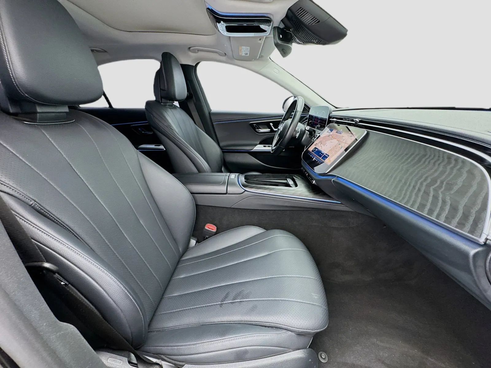 2024 Mercedes-Benz E-Class E350 - Photo 19
