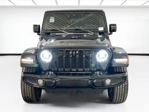 Photos of 2021 Jeep Gladiator High Altitude for sale in Chandler, AZ at STG Auto Group of Chandler