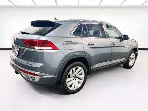 More photos of 2020 Volkswagen Atlas Cross Sport 3.6L V6 SEL R-Line at STG Auto Group of Chandler, AZ