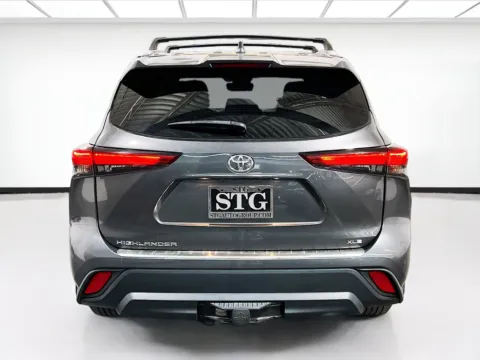 More photos of 2023 Toyota Highlander XLE at STG Auto Group of Chandler, AZ