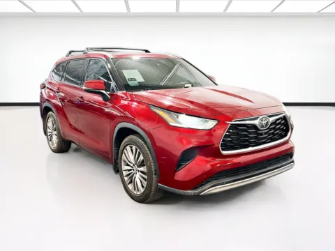 Another view of 2022 Toyota Highlander Platinum for sale in Chandler, AZ at STG Auto Group of Chandler