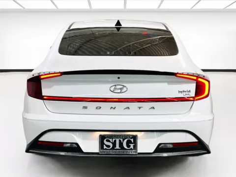 More photos of 2022 Hyundai Sonata Hybrid Blue at STG Auto Group of Chandler, AZ