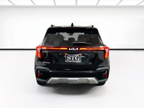 More photos of 2024 Kia Seltos EX at STG Auto Group of Chandler, AZ