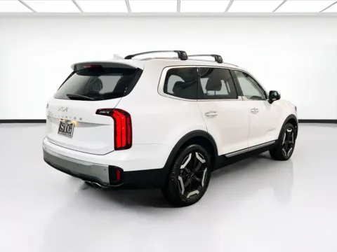 More photos of 2024 Kia Telluride S at STG Auto Group of Chandler, AZ