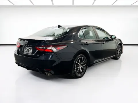 More photos of 2023 Toyota Camry SE at STG Auto Group of Chandler, AZ