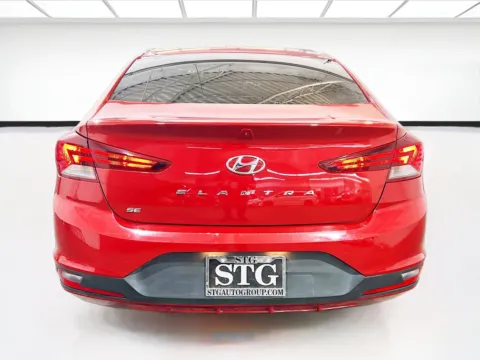 More photos of 2019 Hyundai Elantra SE at STG Auto Group of Chandler, AZ