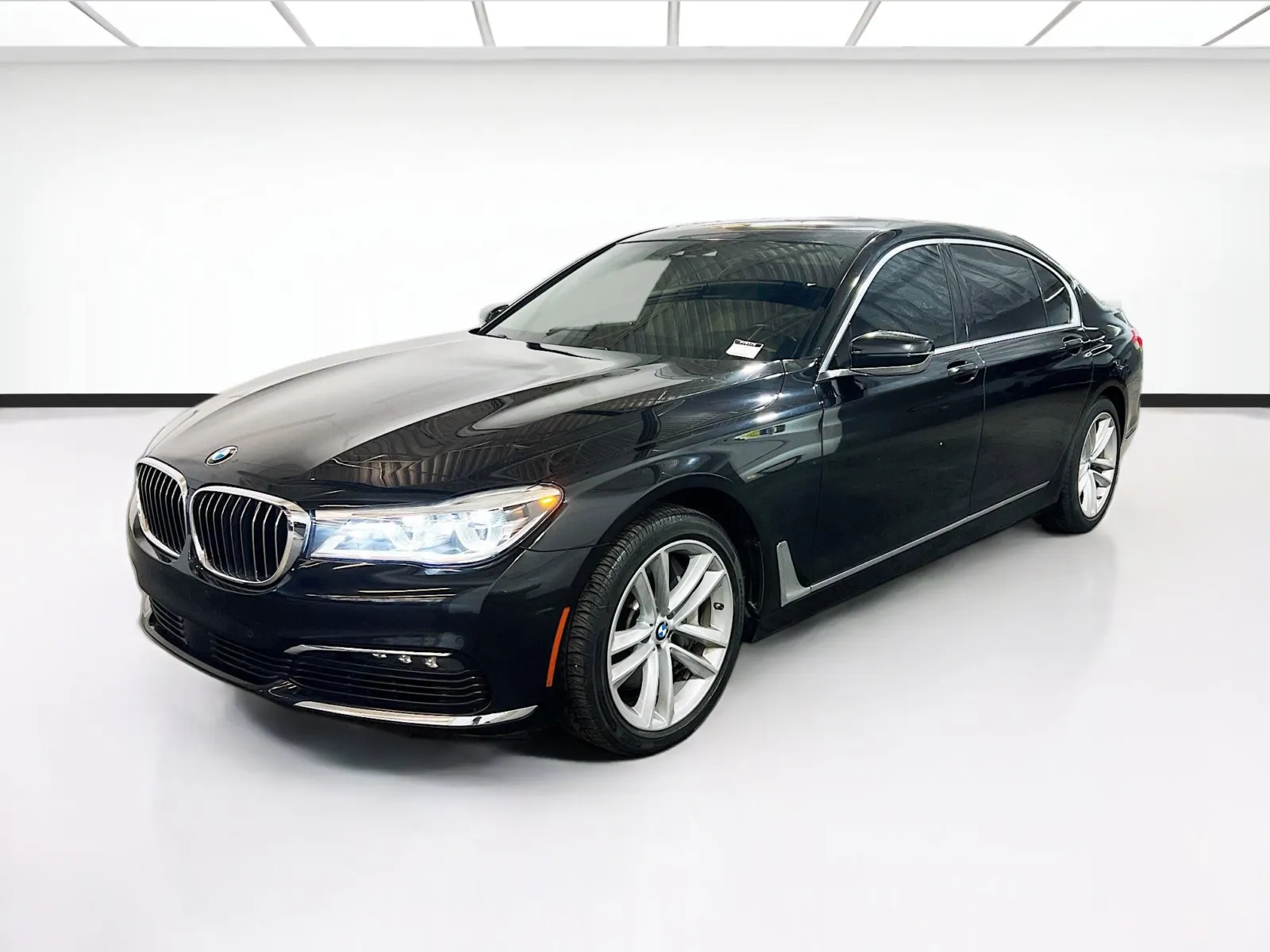 Black 2018 BMW 7 Series 750i for sale in Chandler, AZ