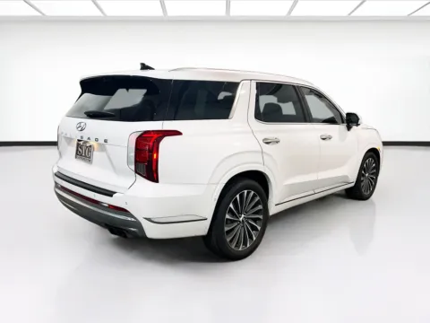 More photos of 2024 Hyundai Palisade Calligraphy at STG Auto Group of Chandler, AZ