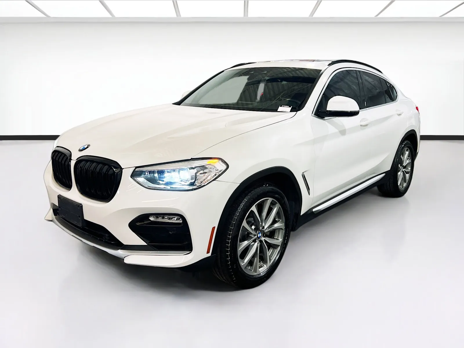 White 2019 BMW X4 xDrive30i for sale in Chandler, AZ
