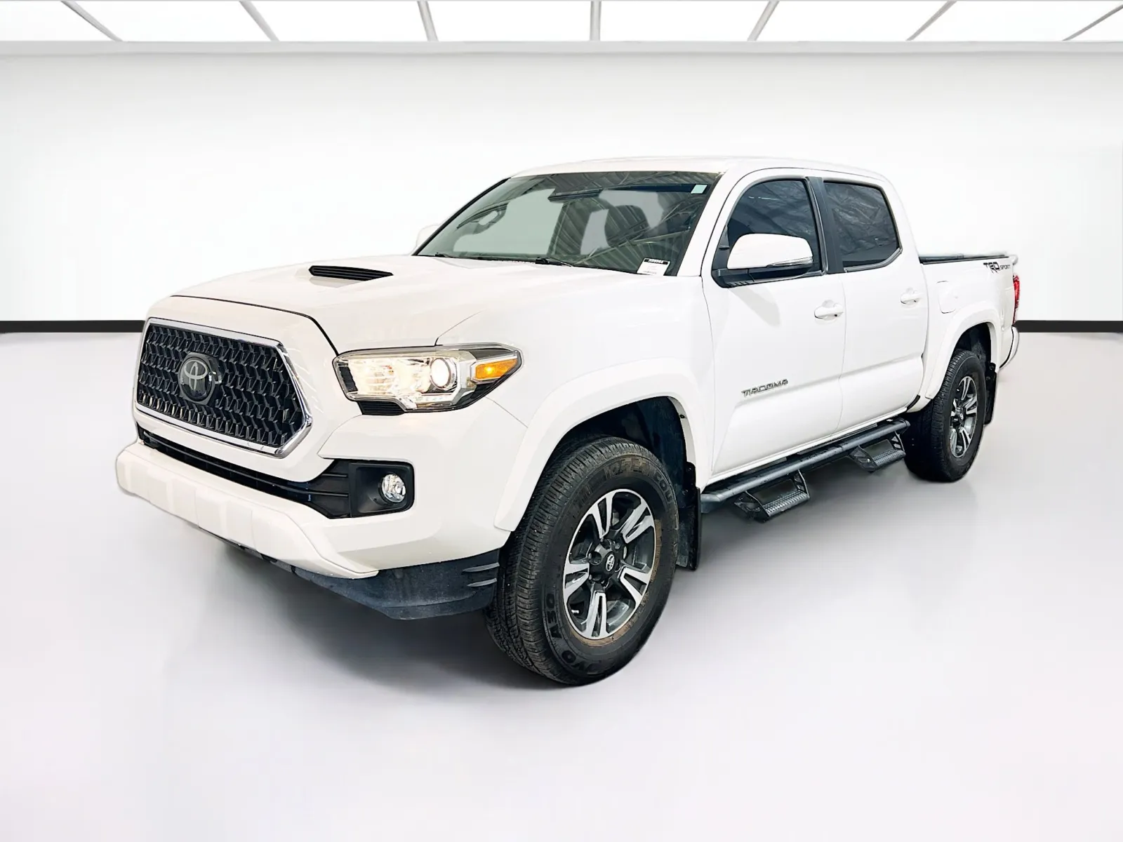 Red 2018 Toyota Tacoma TRD Sport for sale in Chandler, AZ