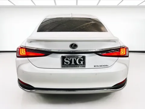 More photos of 2025 Lexus ES 300h at STG Auto Group of Chandler, AZ