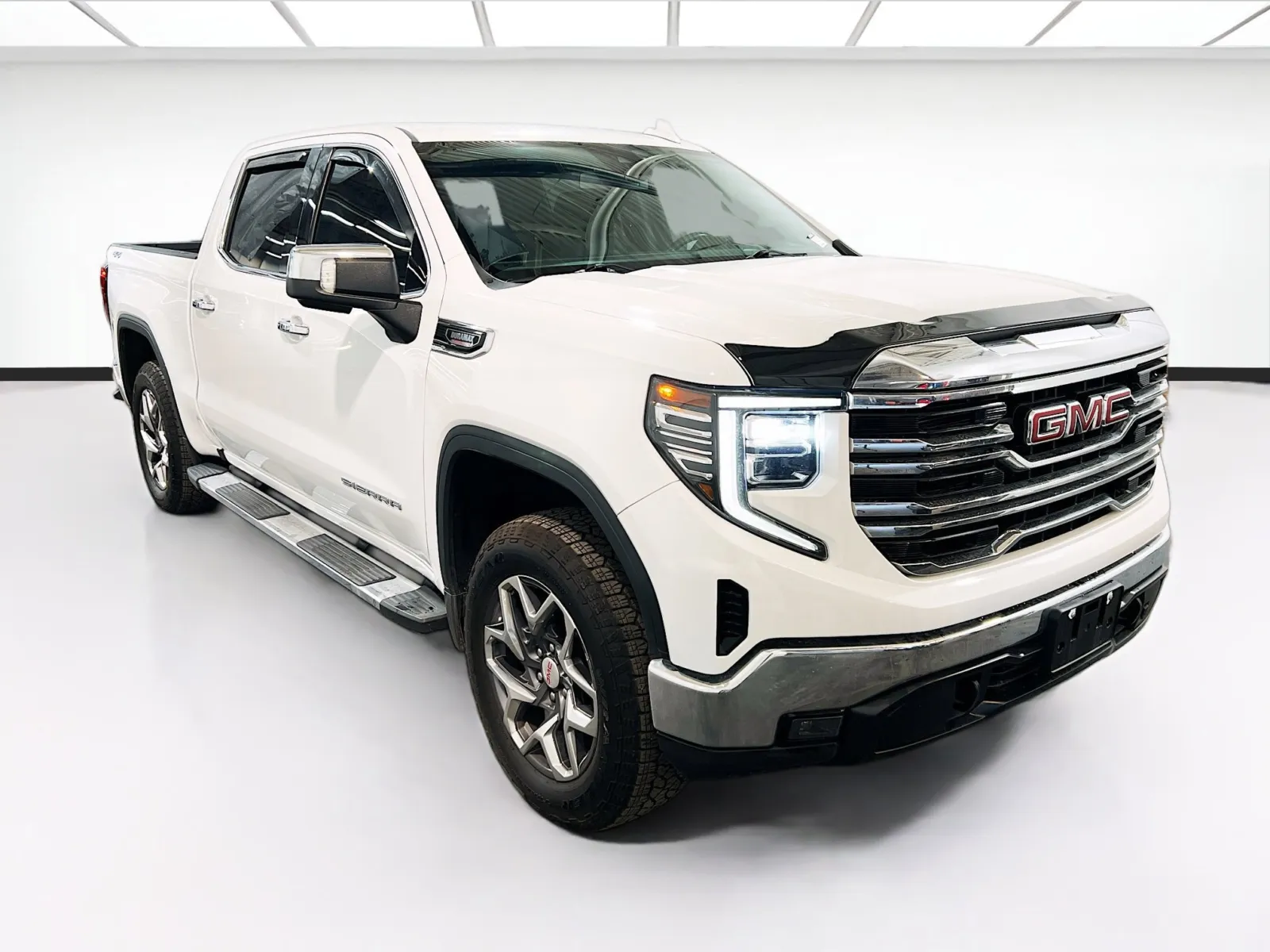 2022 GMC Sierra 1500 SLT - Photo 3