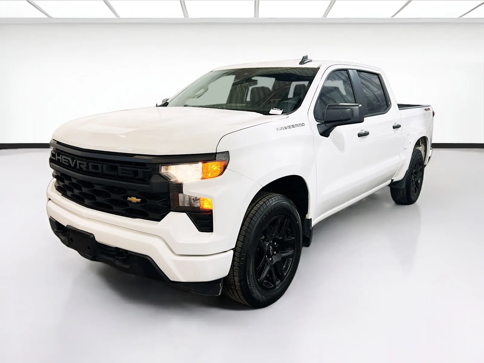 White 2024 Chevrolet Silverado 1500 Custom for sale in Chandler, AZ