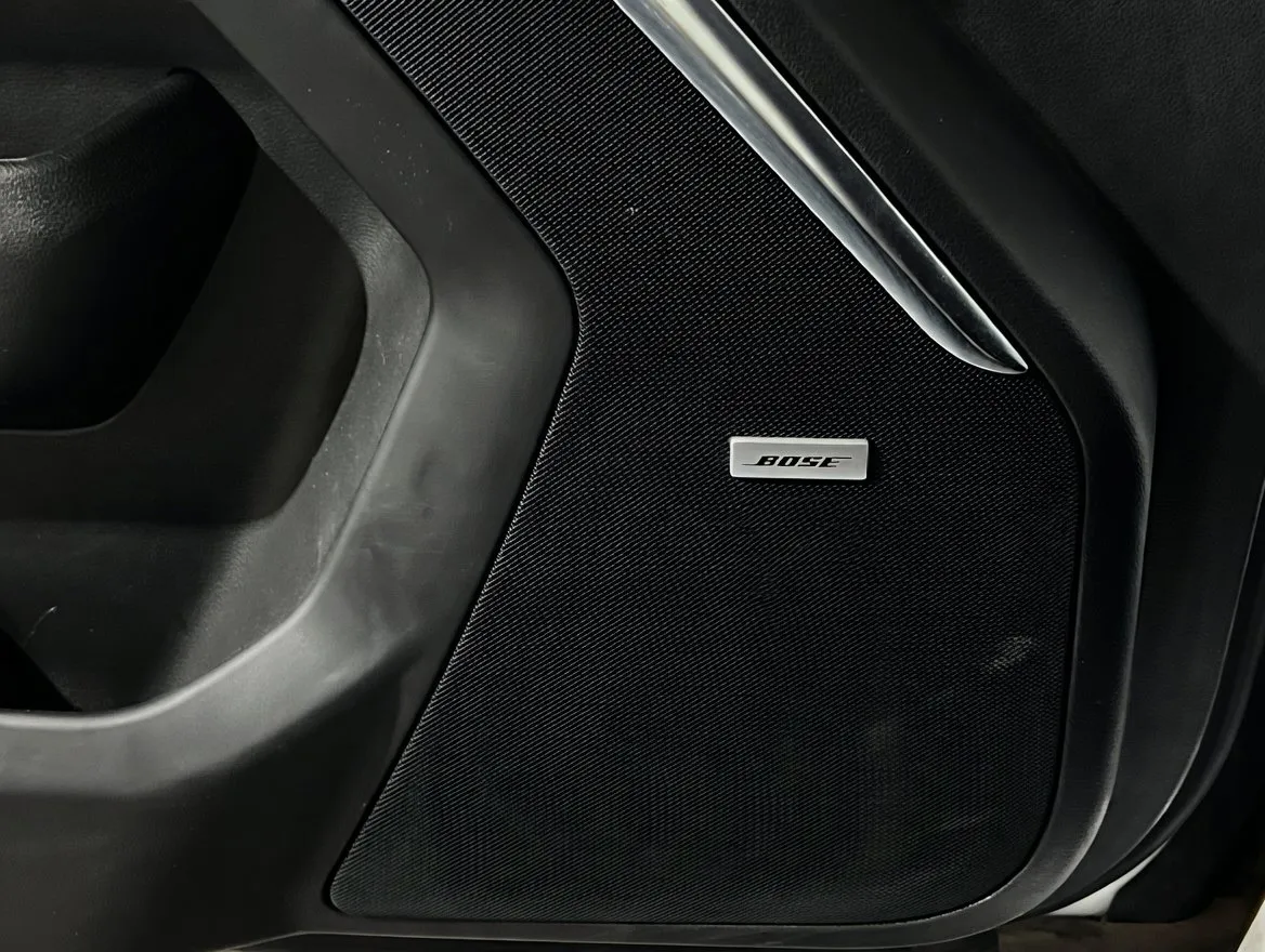 2024 GMC Yukon Denali - Photo 15