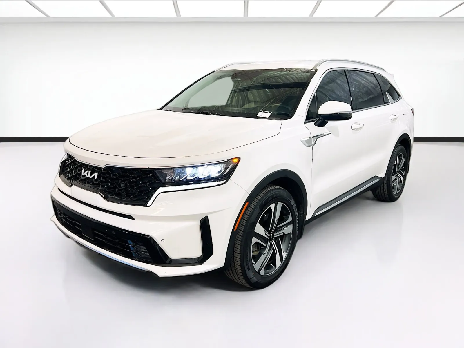 White 2022 Kia Sorento Hybrid EX for sale in Chandler, AZ