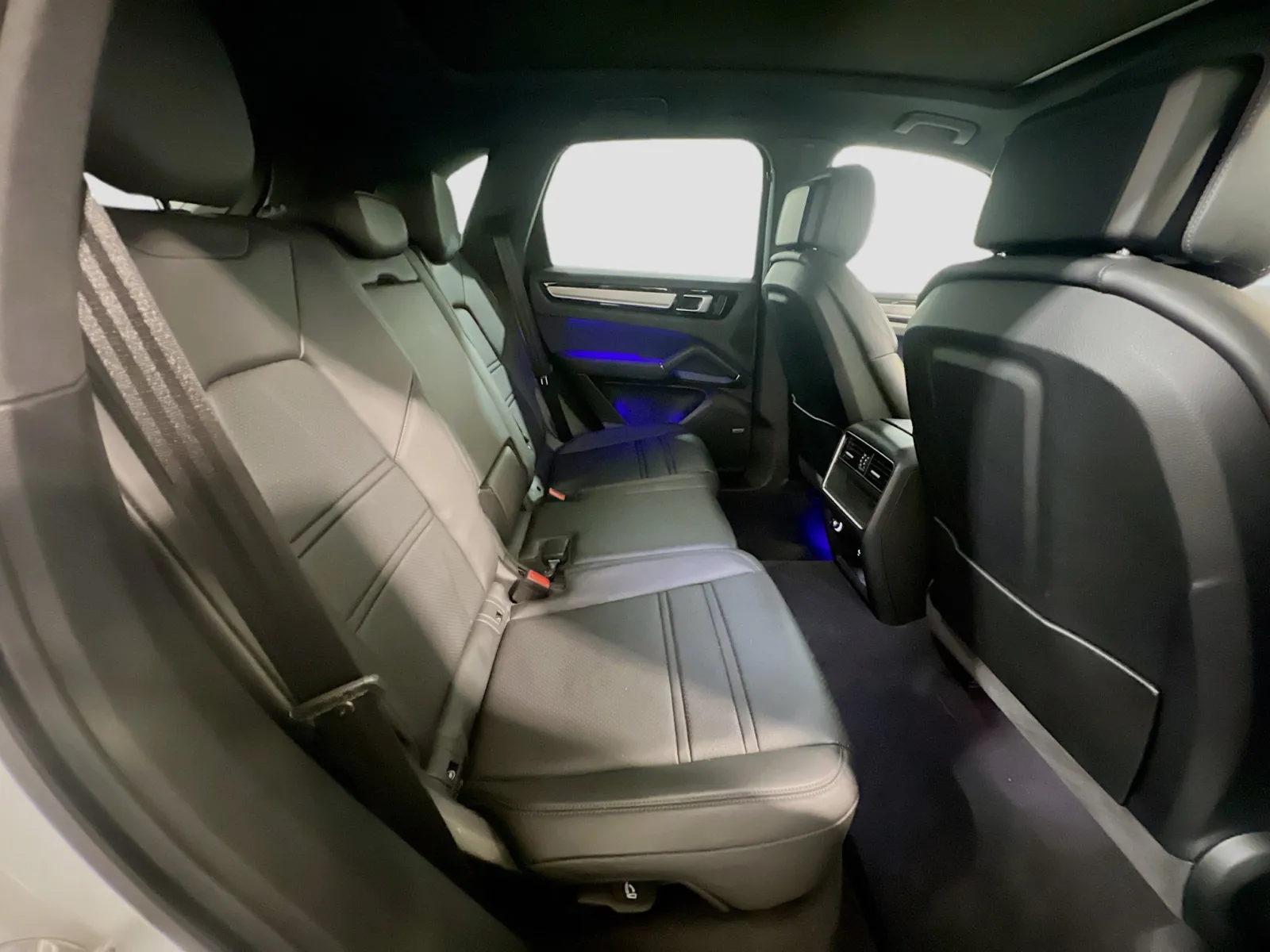 2022 Porsche Cayenne Base - Photo 22