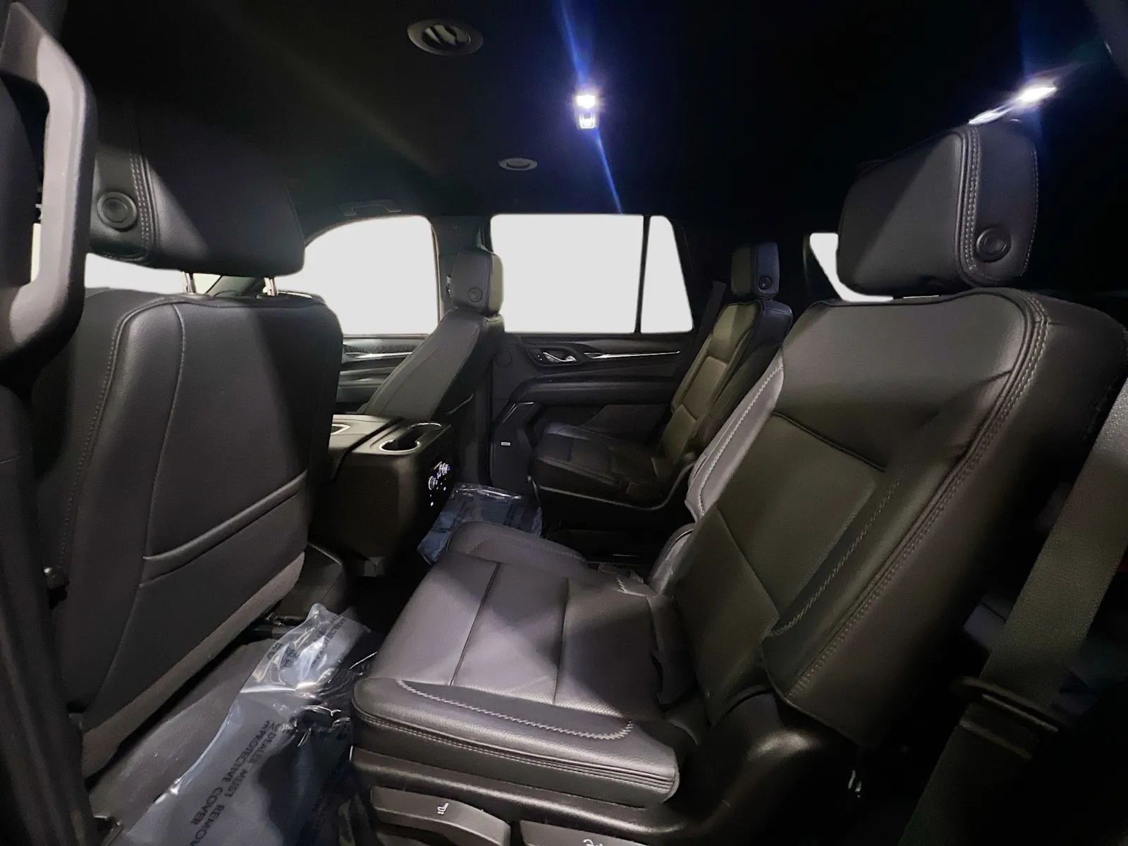 2024 GMC Yukon Denali - Photo 17