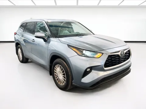 Another view of 2022 Toyota Highlander XLE for sale in Chandler, AZ at STG Auto Group of Chandler