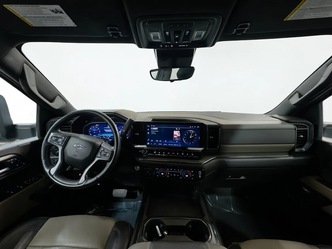 2025 Chevrolet Silverado 2500HD ZR2 - Photo 17