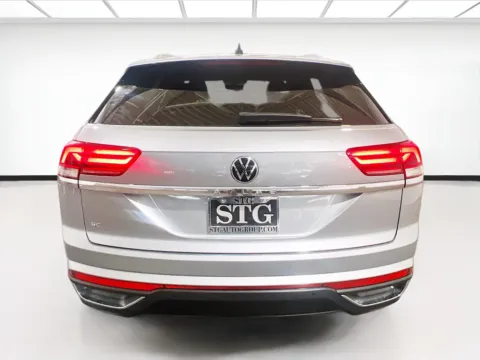 More photos of 2021 Volkswagen Atlas Cross Sport 2.0T SE w/Technology at STG Auto Group of Chandler, AZ