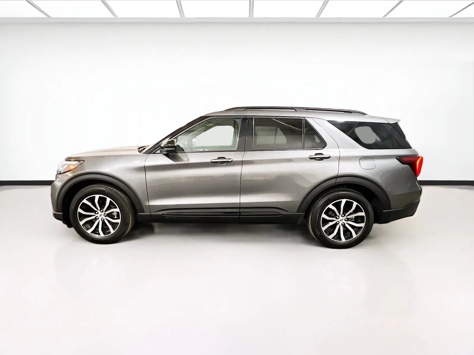 2025 Ford Explorer ST-LINE - Photo 23