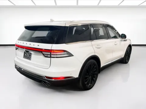 More photos of 2023 Lincoln Aviator Reserve at STG Auto Group of Chandler, AZ