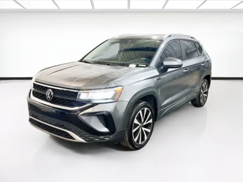 Gray 2022 Volkswagen Taos SE for sale in Chandler, AZ