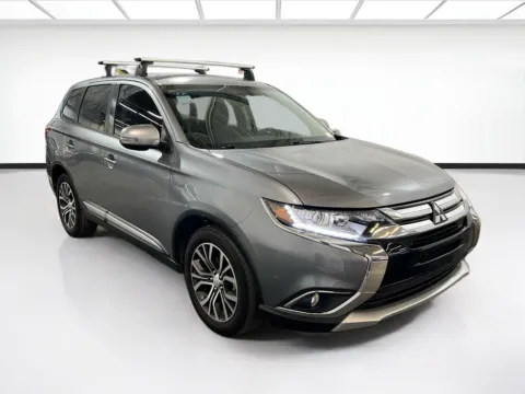 Another view of 2017 Mitsubishi Outlander SE for sale in Chandler, AZ at STG Auto Group of Chandler