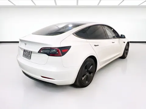 More photos of 2021 Tesla Model 3 Standard Range Plus at STG Auto Group of Chandler, AZ