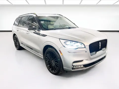 Another view of 2020 Lincoln Aviator Black Label for sale in Chandler, AZ at STG Auto Group of Chandler