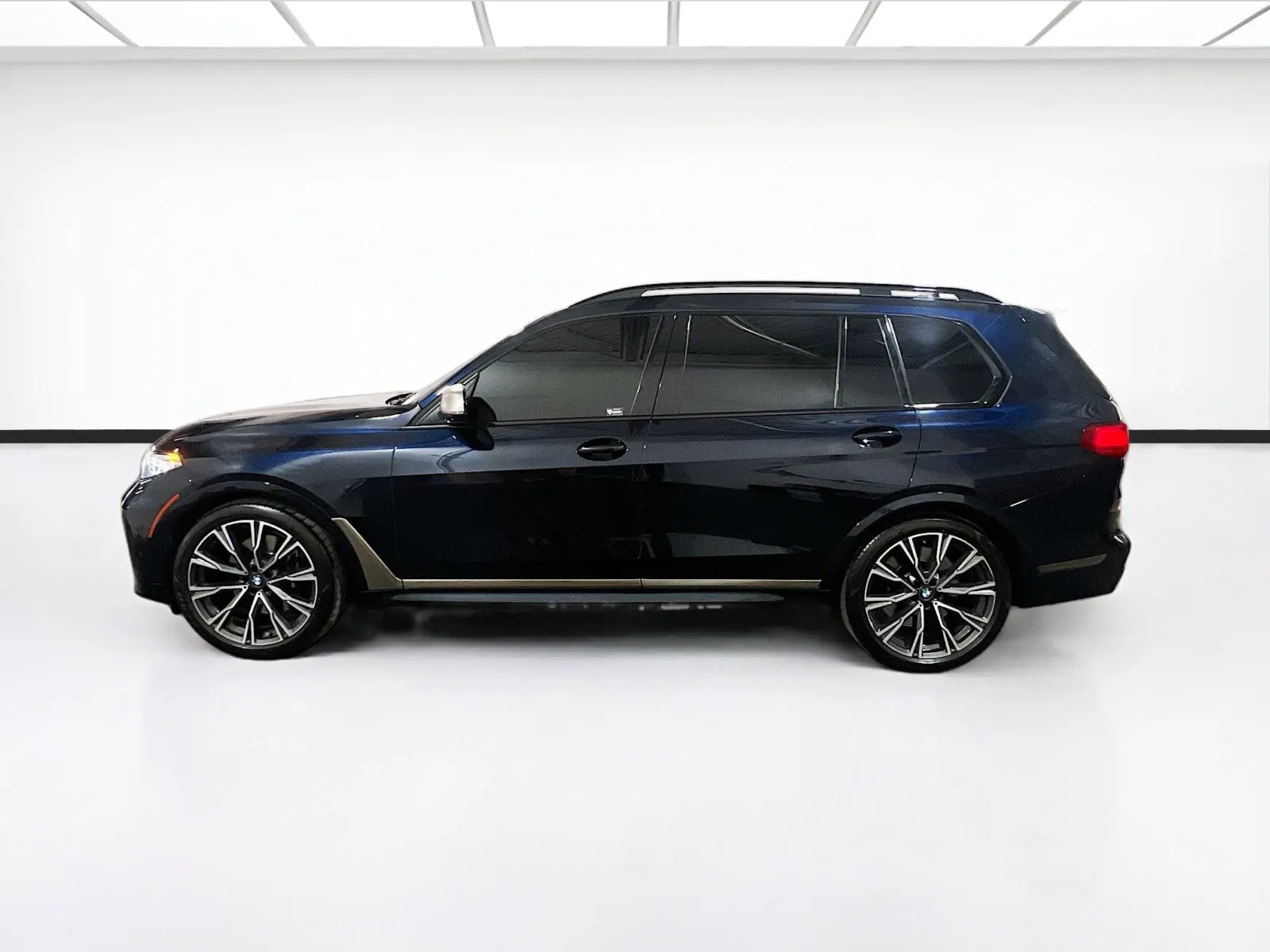 2020 BMW X7 M50i - Photo 25