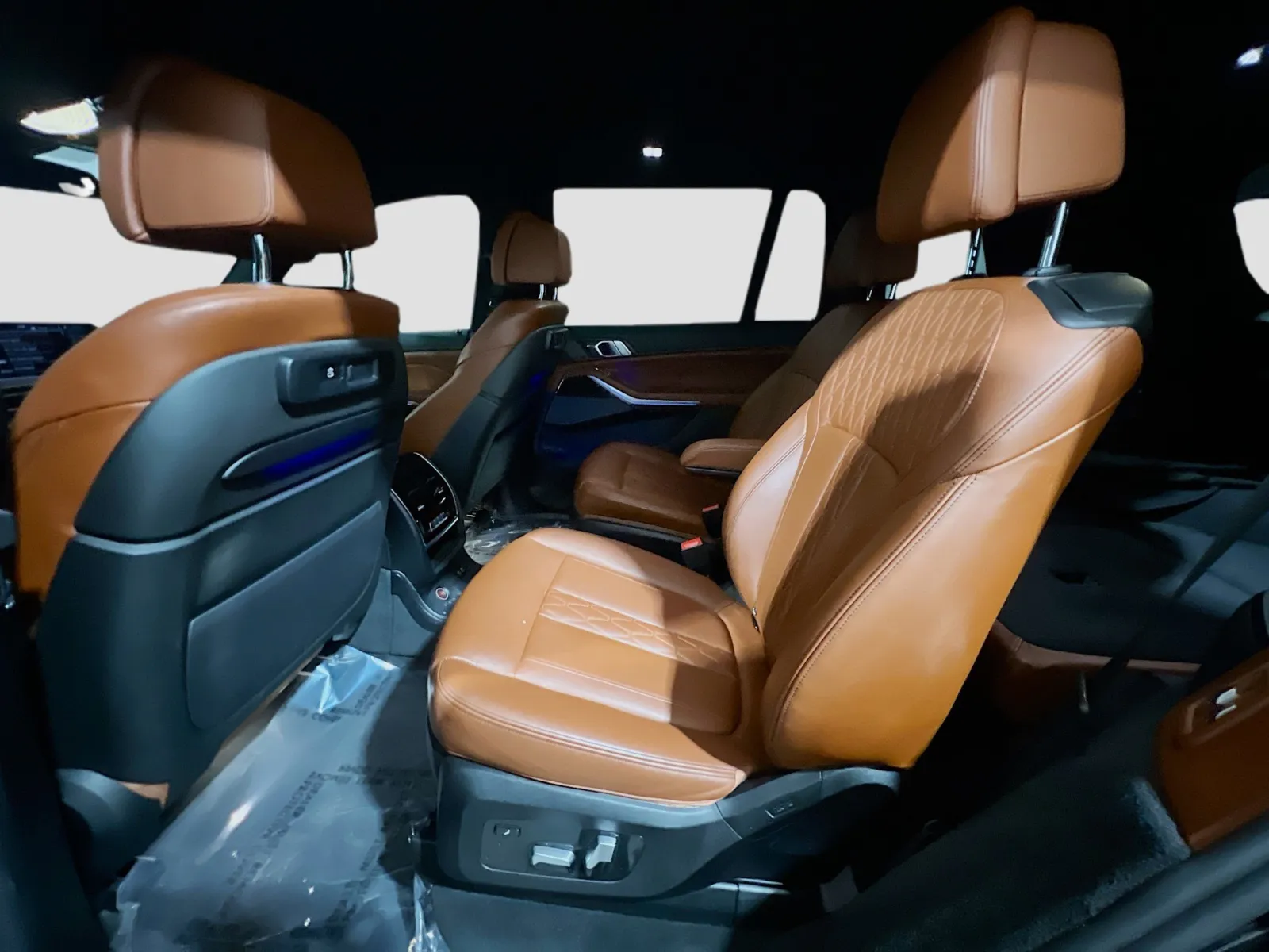 2020 BMW X7 M50i - Photo 19