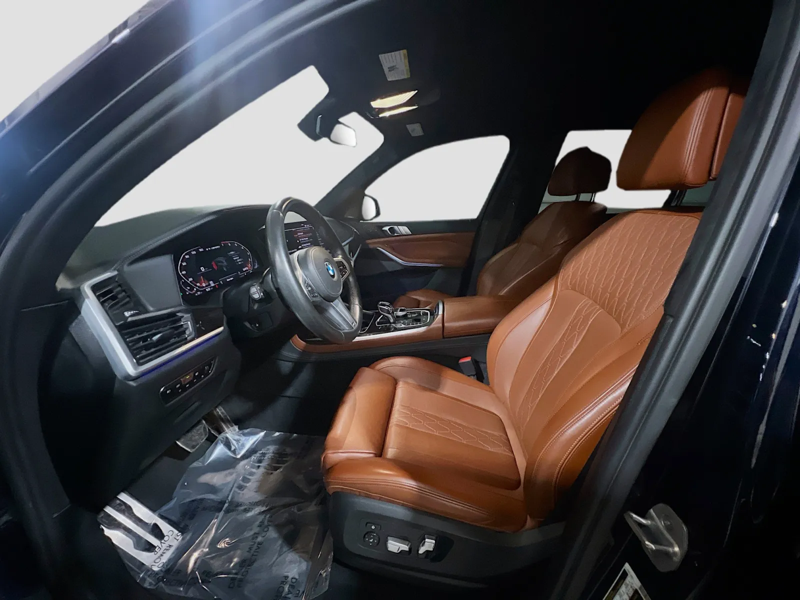2020 BMW X7 M50i - Photo 16