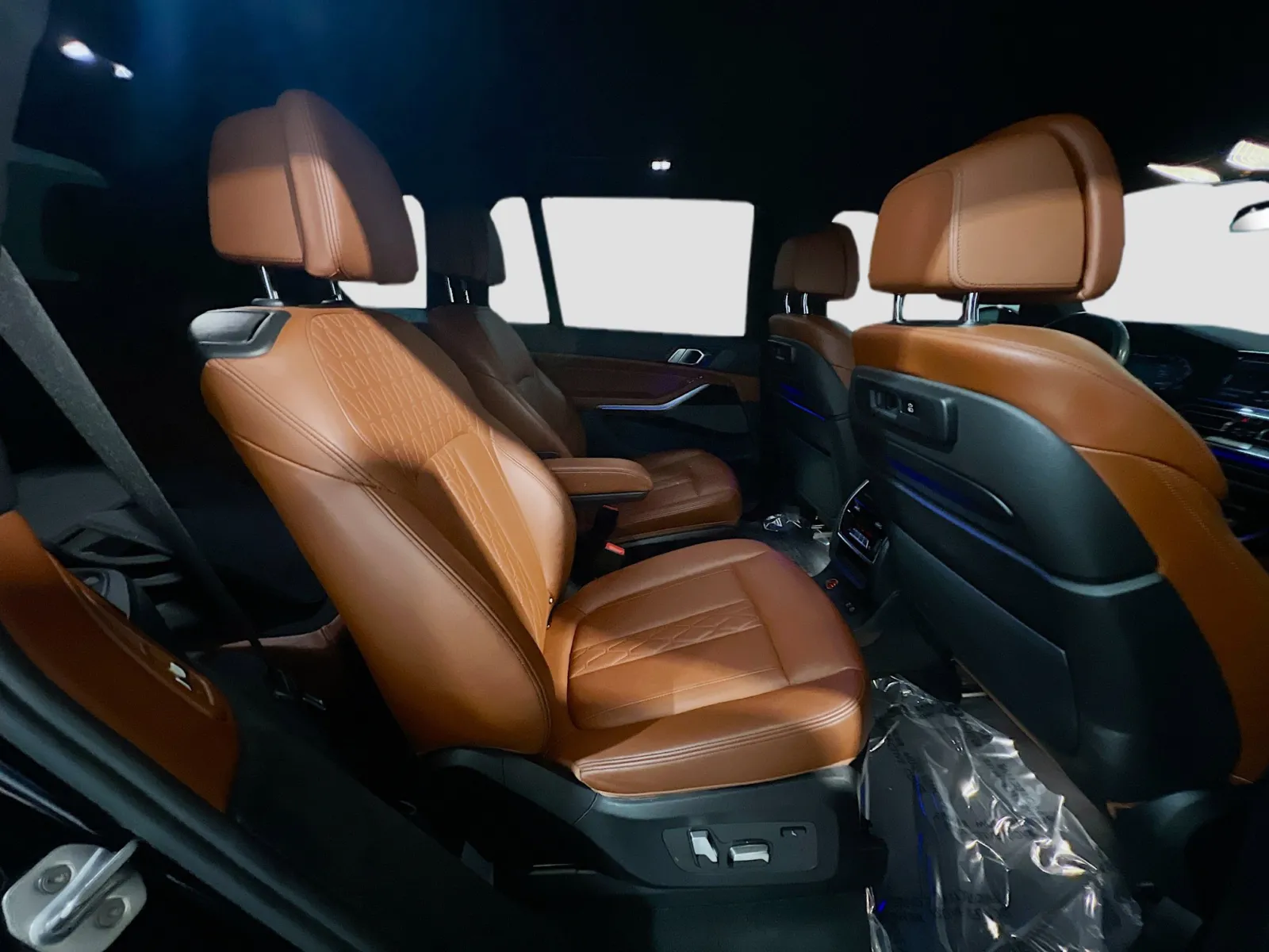 2020 BMW X7 M50i - Photo 22