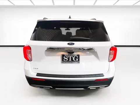 More photos of 2022 Ford Explorer XLT at STG Auto Group of Chandler, AZ