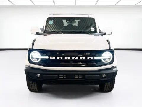 Photos of 2023 Ford Bronco Outer Banks for sale in Chandler, AZ at STG Auto Group of Chandler