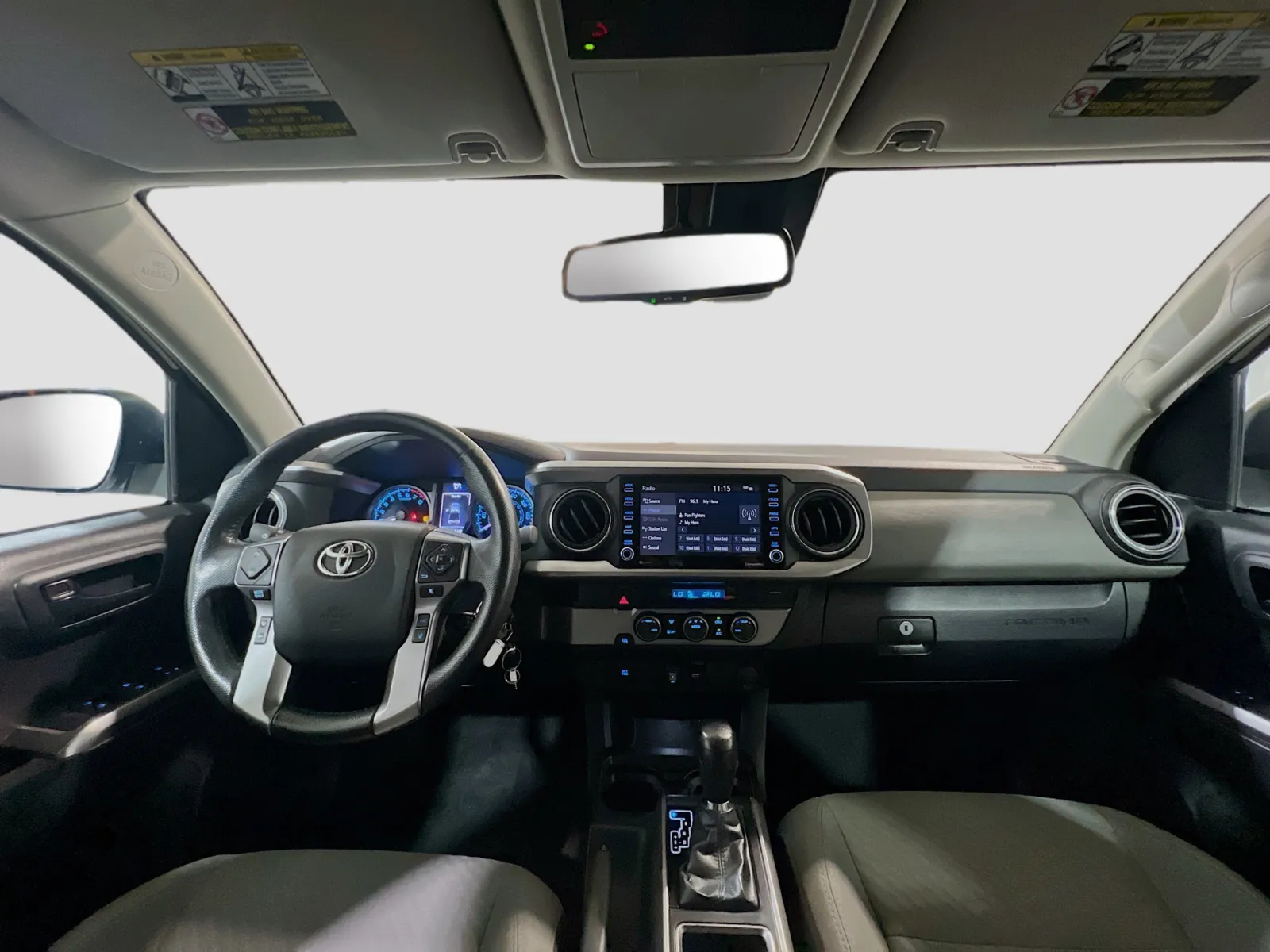 2022 Toyota Tacoma SR5 - Photo 15