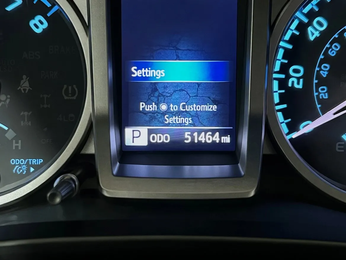 2022 Toyota Tacoma SR5 - Photo 8