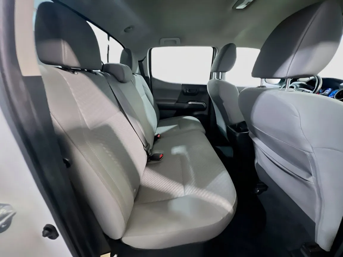 2022 Toyota Tacoma SR5 - Photo 18