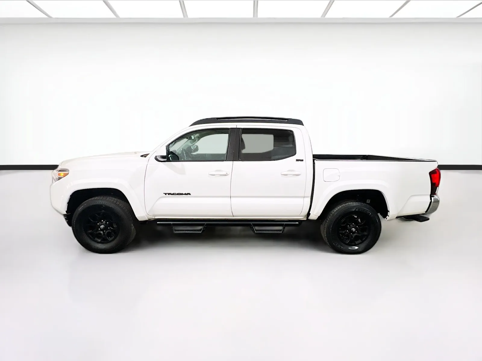 2022 Toyota Tacoma SR5 - Photo 21