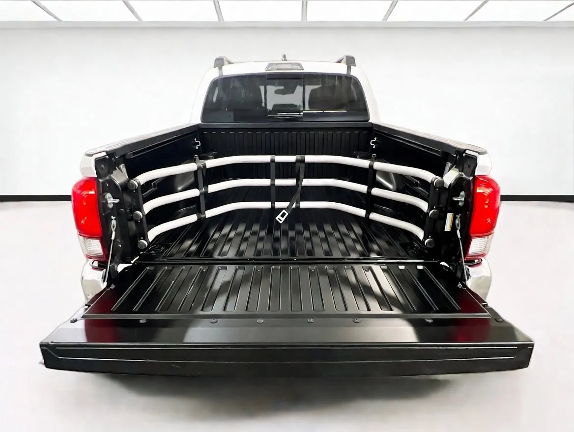 2022 Toyota Tacoma SR5 - Photo 17