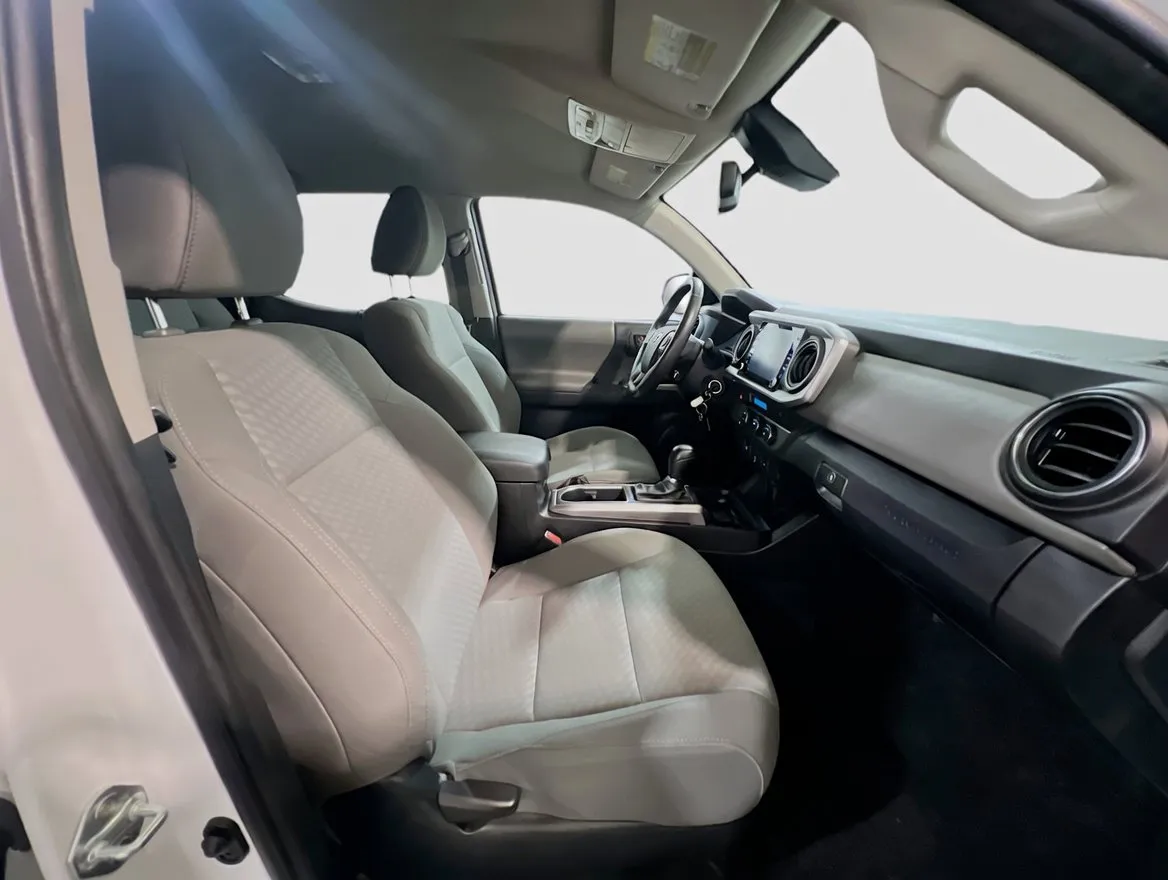 2022 Toyota Tacoma SR5 - Photo 19