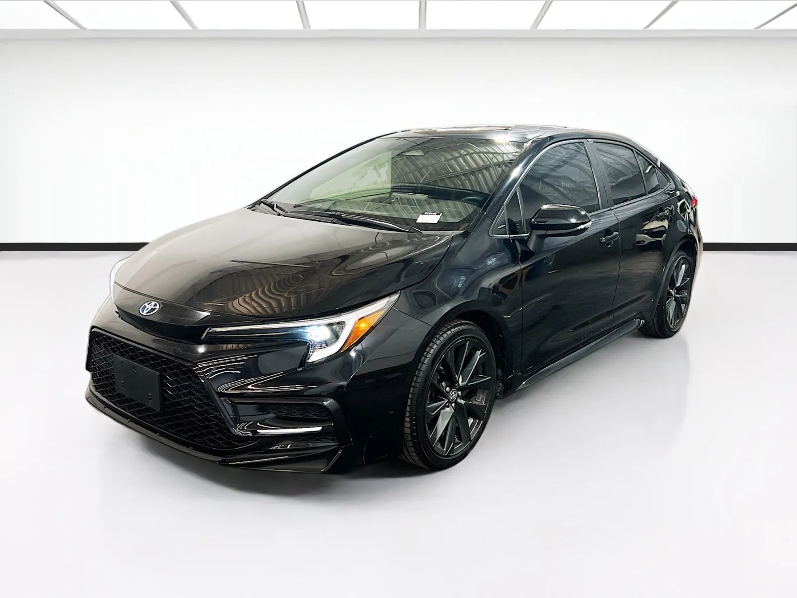 Black 2023 Toyota Corolla SE for sale in Chandler, AZ