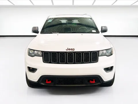 Photos of 2019 Jeep Grand Cherokee Trailhawk for sale in Chandler, AZ at STG Auto Group of Chandler